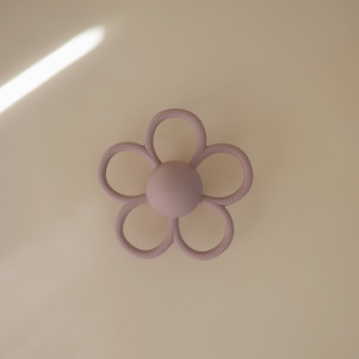 Daisy Rattle Teether - Soft Lilac - HoneyBug