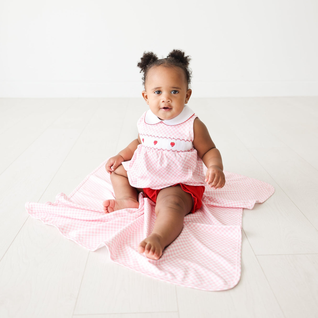 Pink Gingham Strawberry Smocked Bloomer Set - HoneyBug