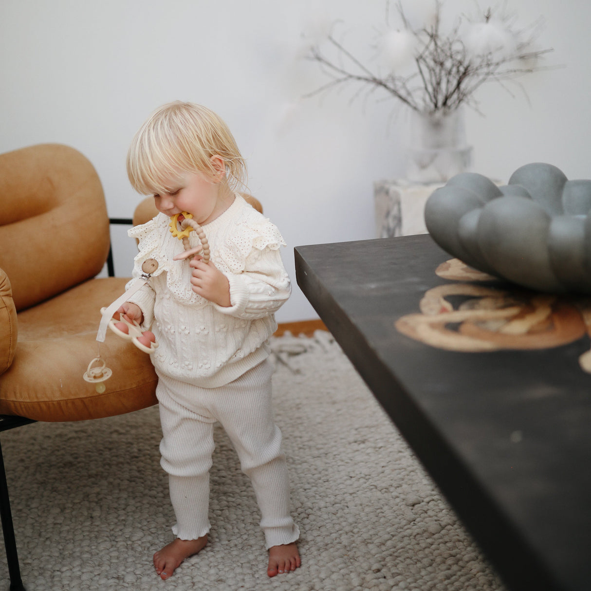 Nature Teething Ring - HoneyBug