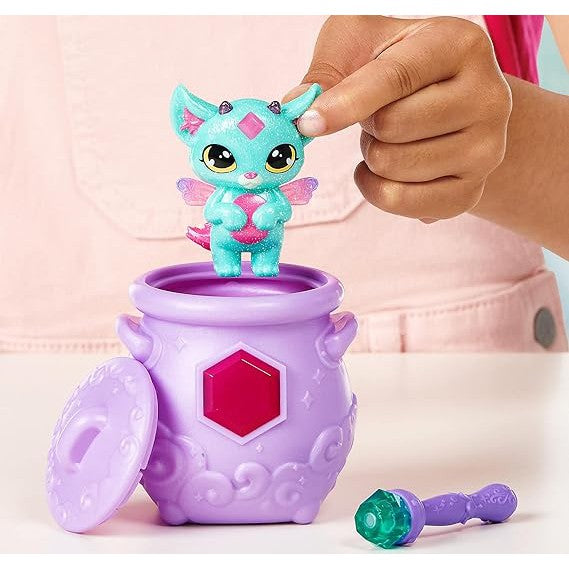 Magic Mixies Mixlings - Collector's Cauldron - HoneyBug