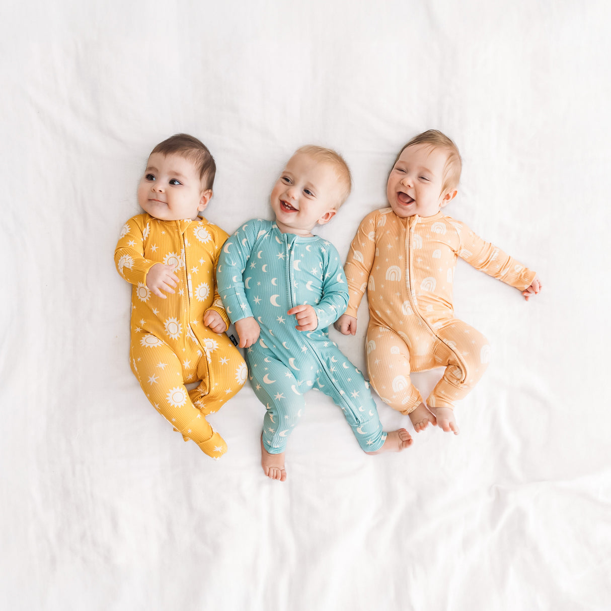 ZIP ROMPER - Rainbow Ribbed - HoneyBug