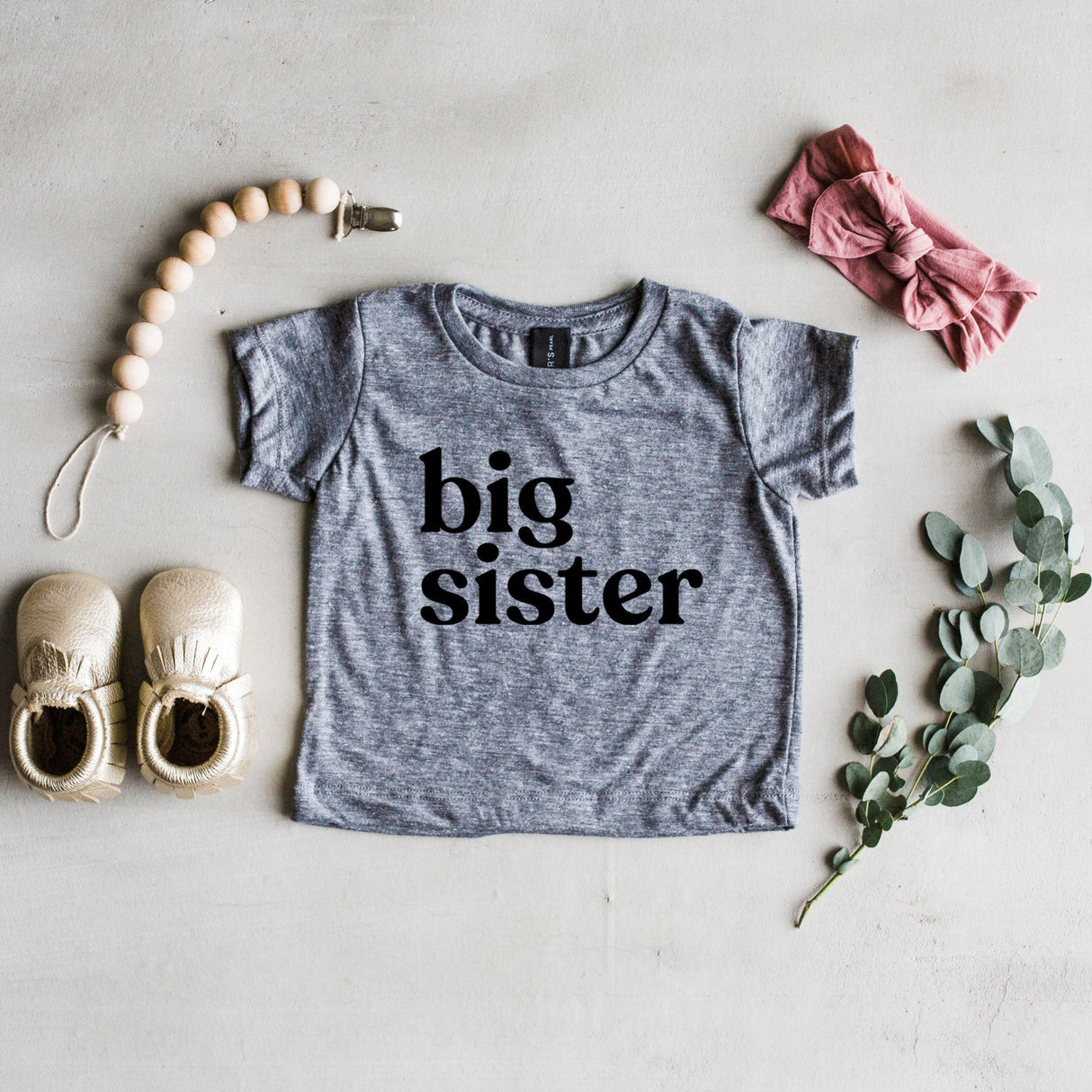 Big Sister Modern Baby and Kids Tee - HoneyBug