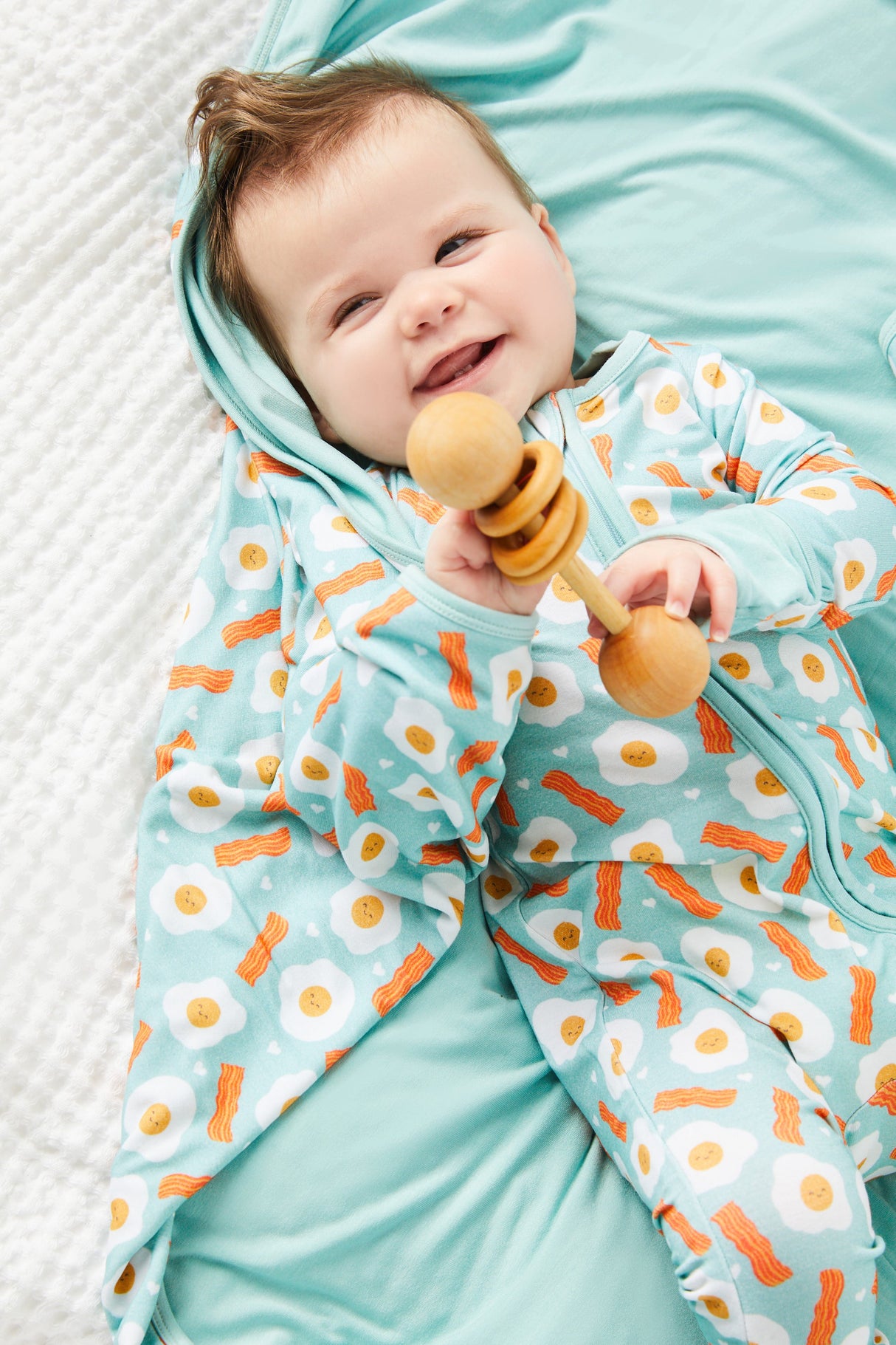 Stretchy Oversized Blanket - Bacon & Eggs Haze - HoneyBug