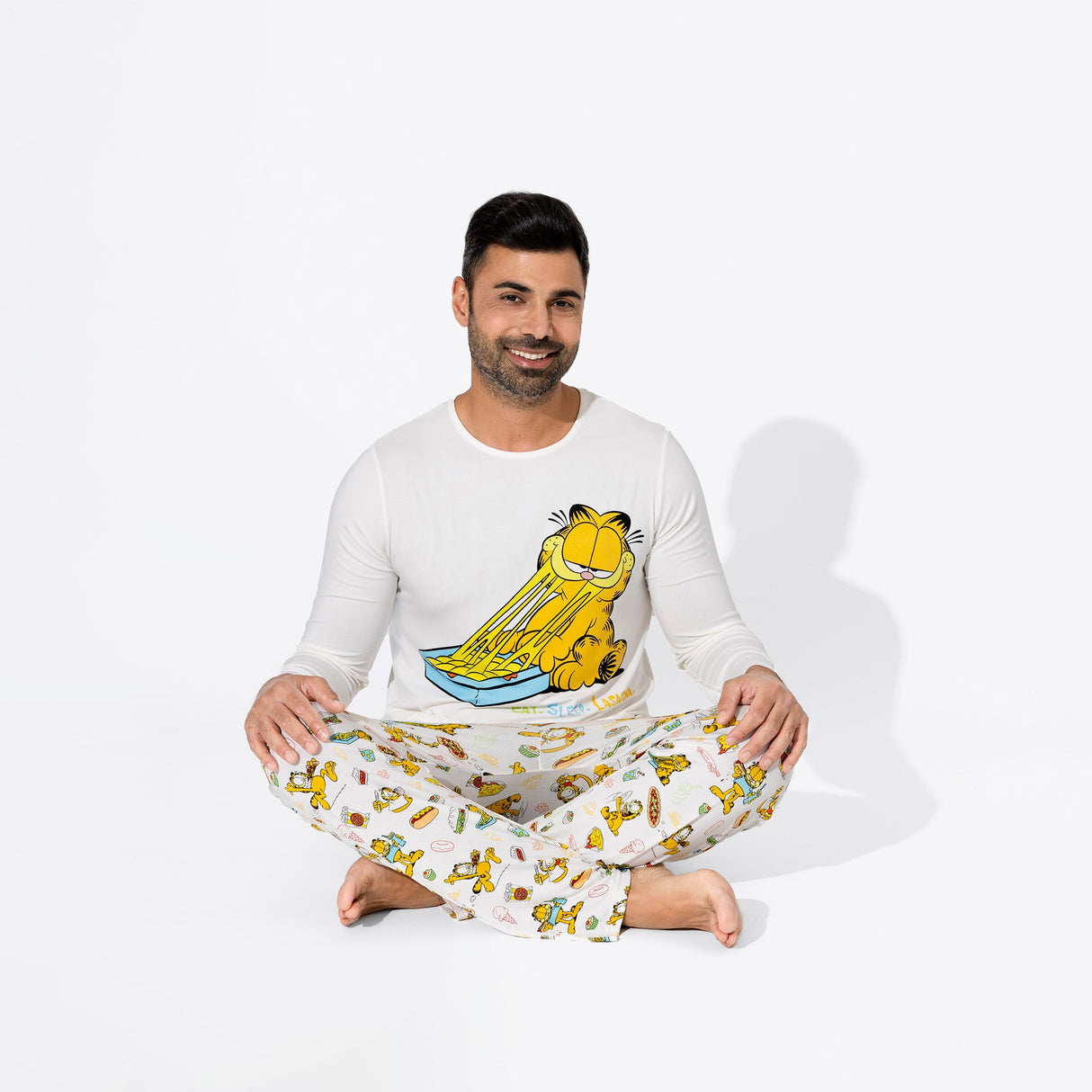 Garfield: Snack Attack Bamboo Men's Pajama Set - HoneyBug