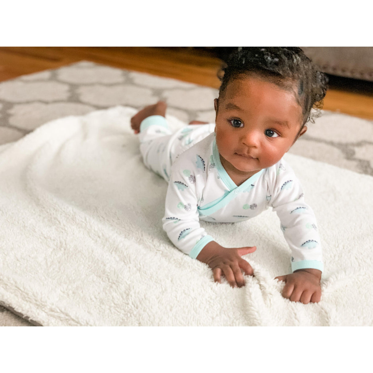 Long Sleeve Dino Print Onesie - HoneyBug