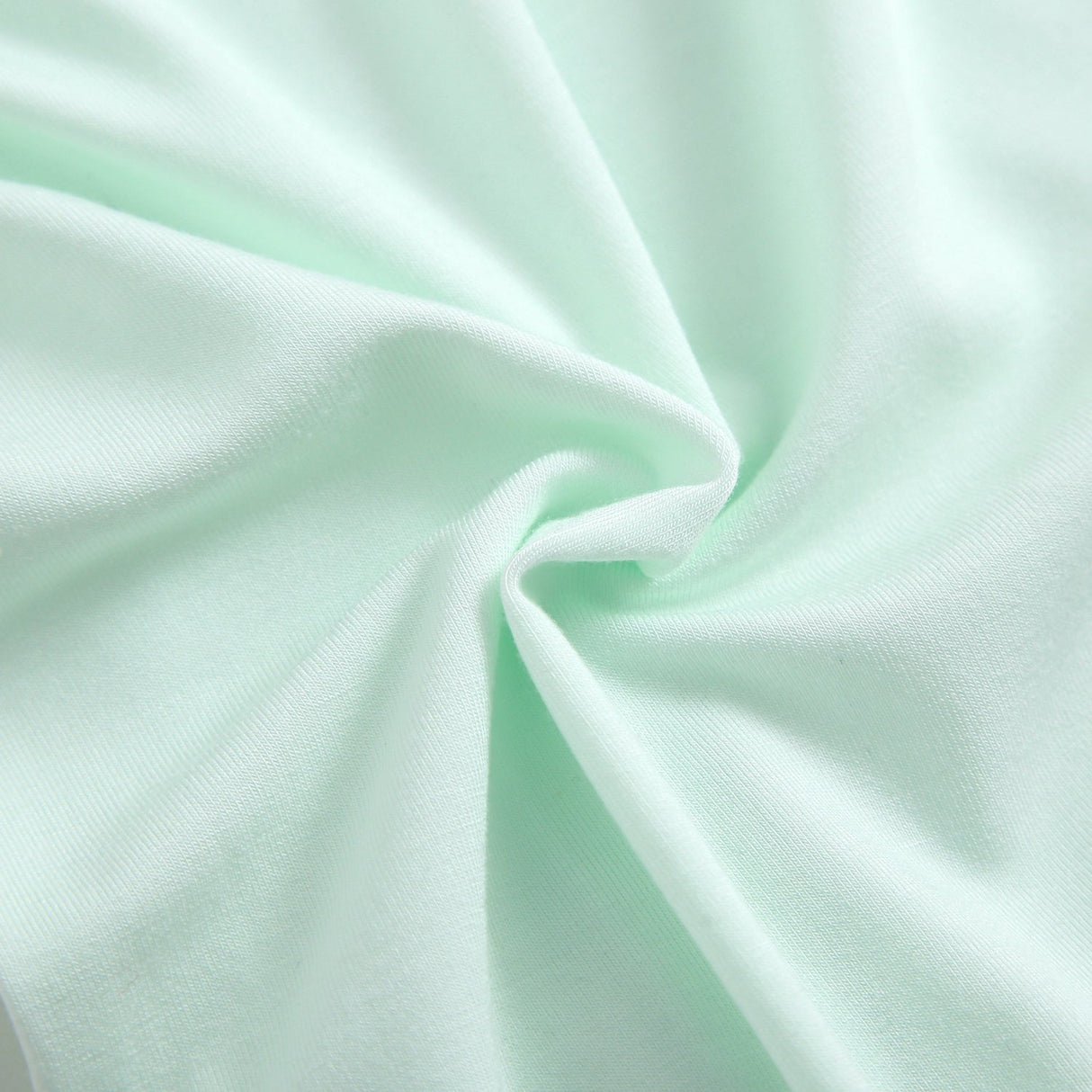 Meadow Swaddle Blanket - HoneyBug