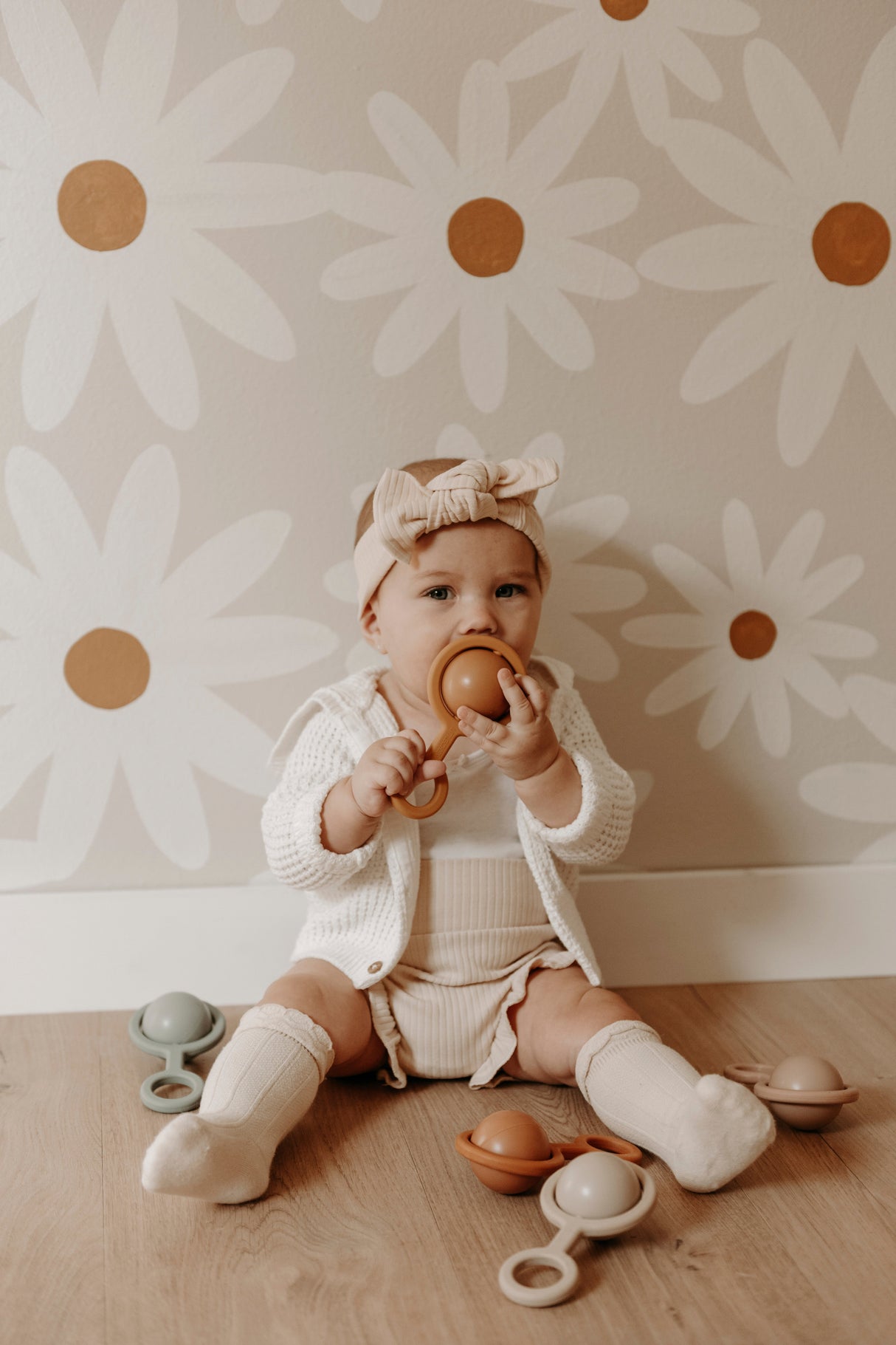 Rattle Toy - Ora | Beige - HoneyBug