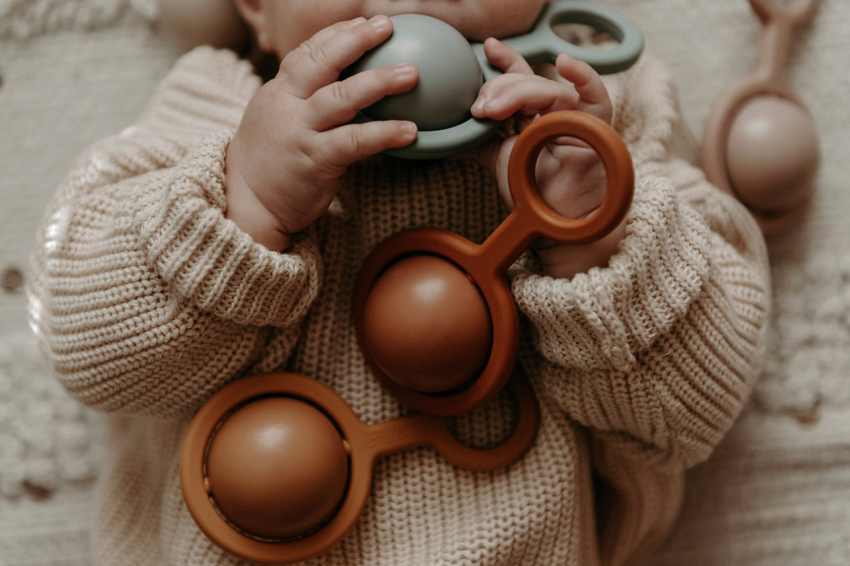 Rattle Toy - Ora | Iceberg Green - HoneyBug