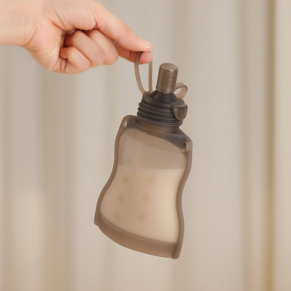 Haakaa Silicone Yummy Pouch 4.5 oz - HoneyBug