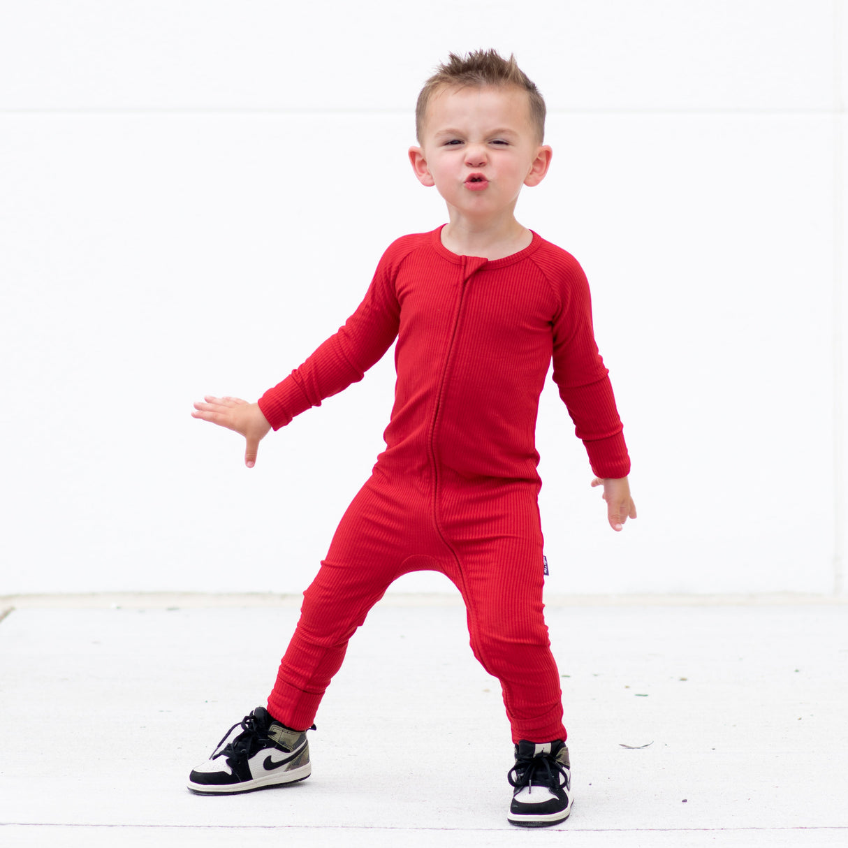ZIP ROMPER - Red Ribbed - HoneyBug