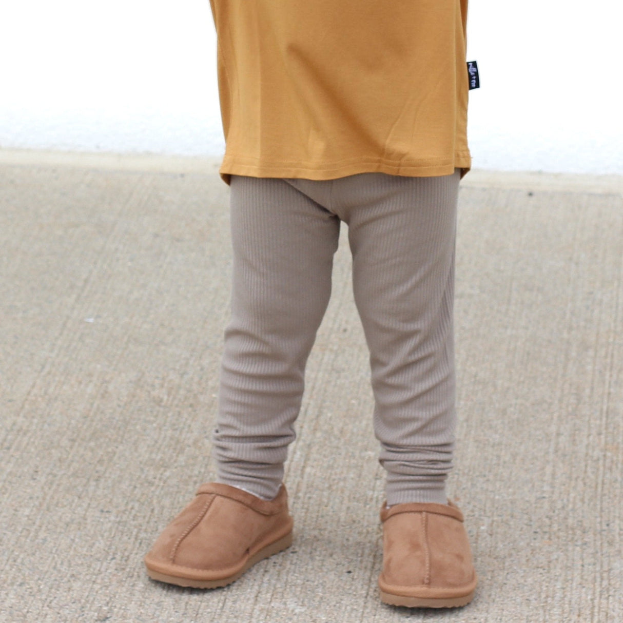 BAMBOO RIB LEGGINGS- Mushroom - HoneyBug