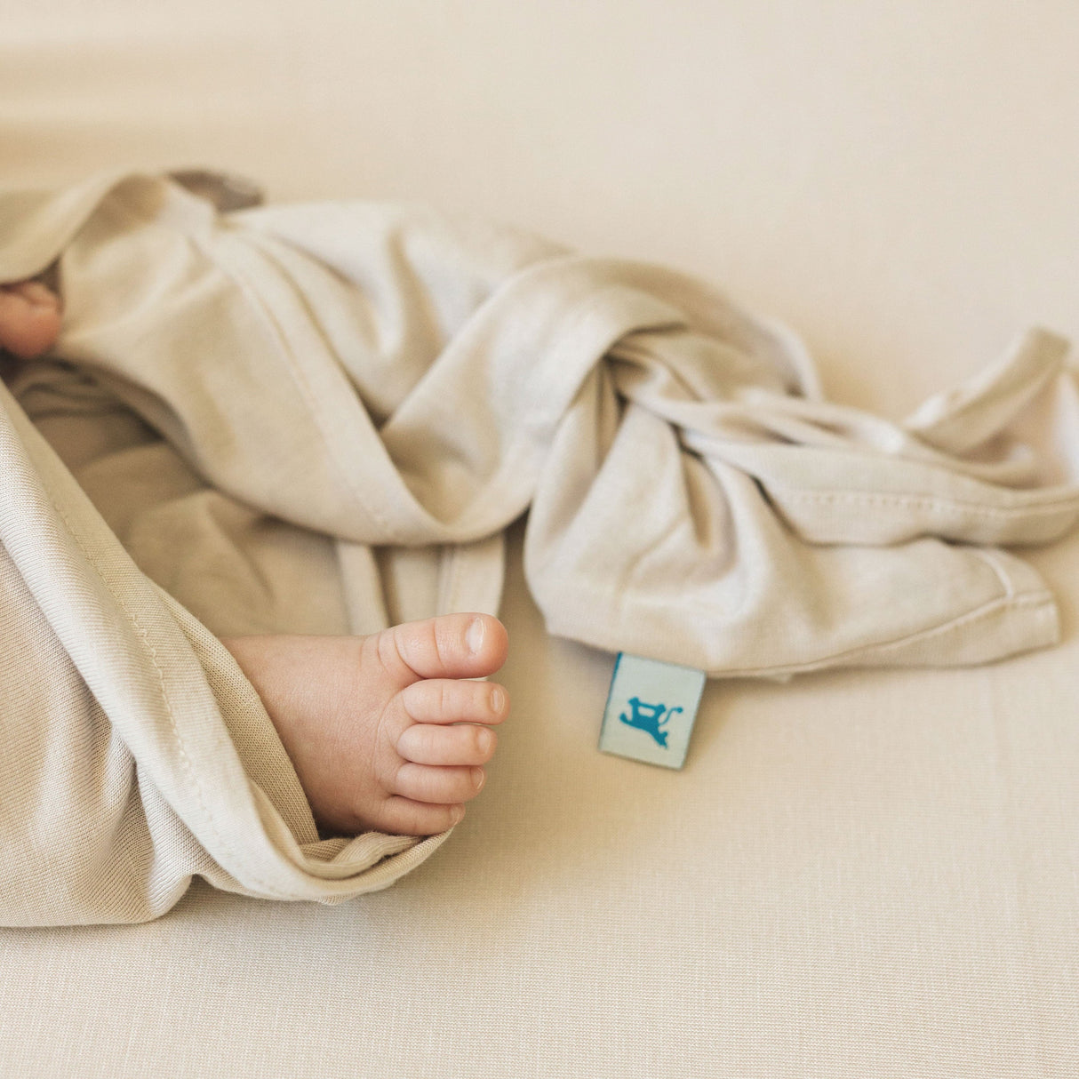 Stretch Knit Swaddle Blanket 2 Pack - Grey Cross - HoneyBug
