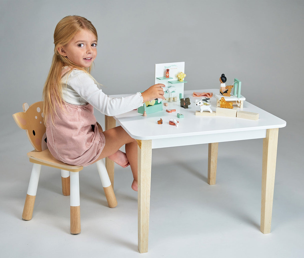 Waggy Tails Dog Salon - HoneyBug