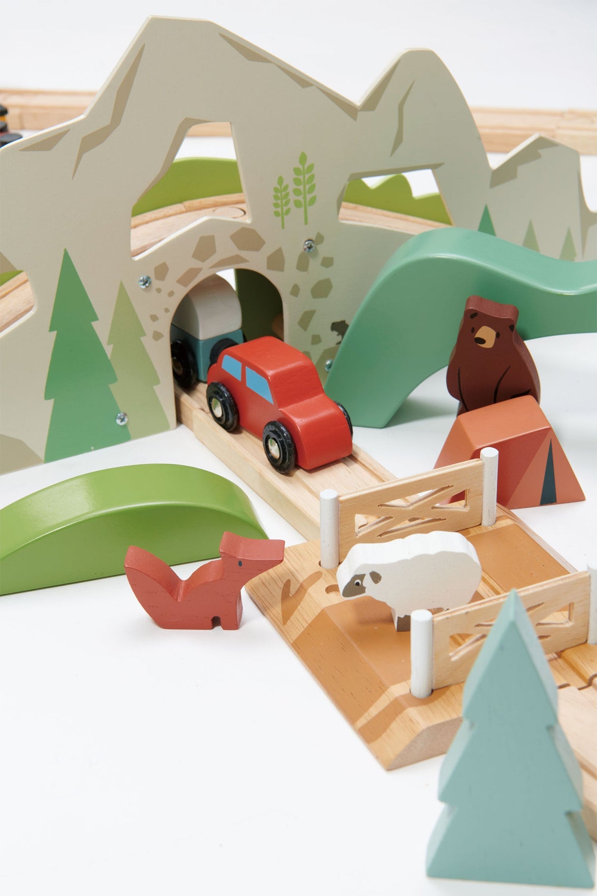 Mountain View Train set - HoneyBug