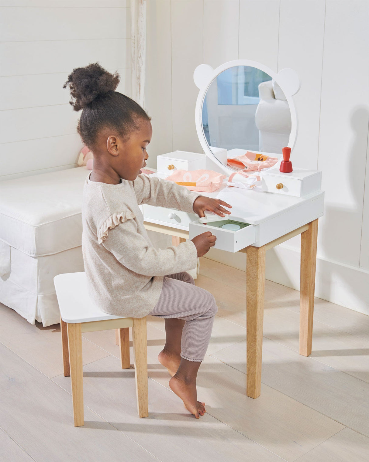 Forest Dressing Table - HoneyBug