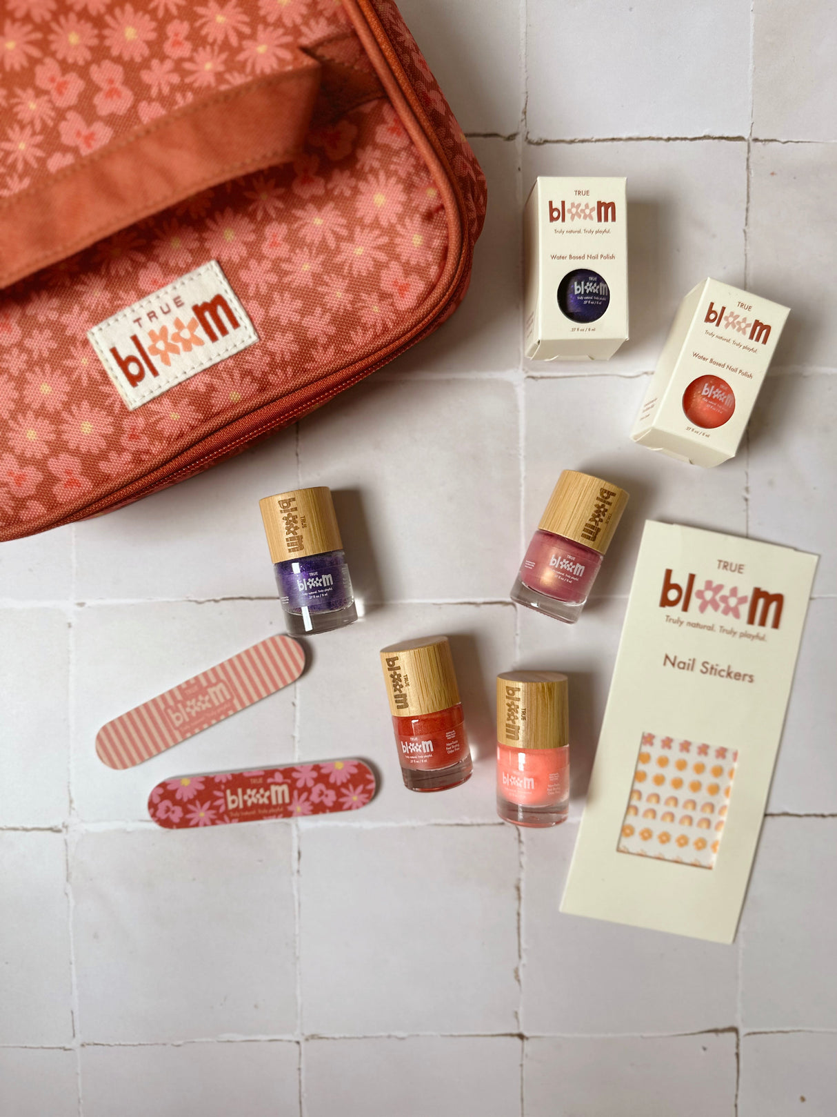 Bloom Nail Kit - HoneyBug