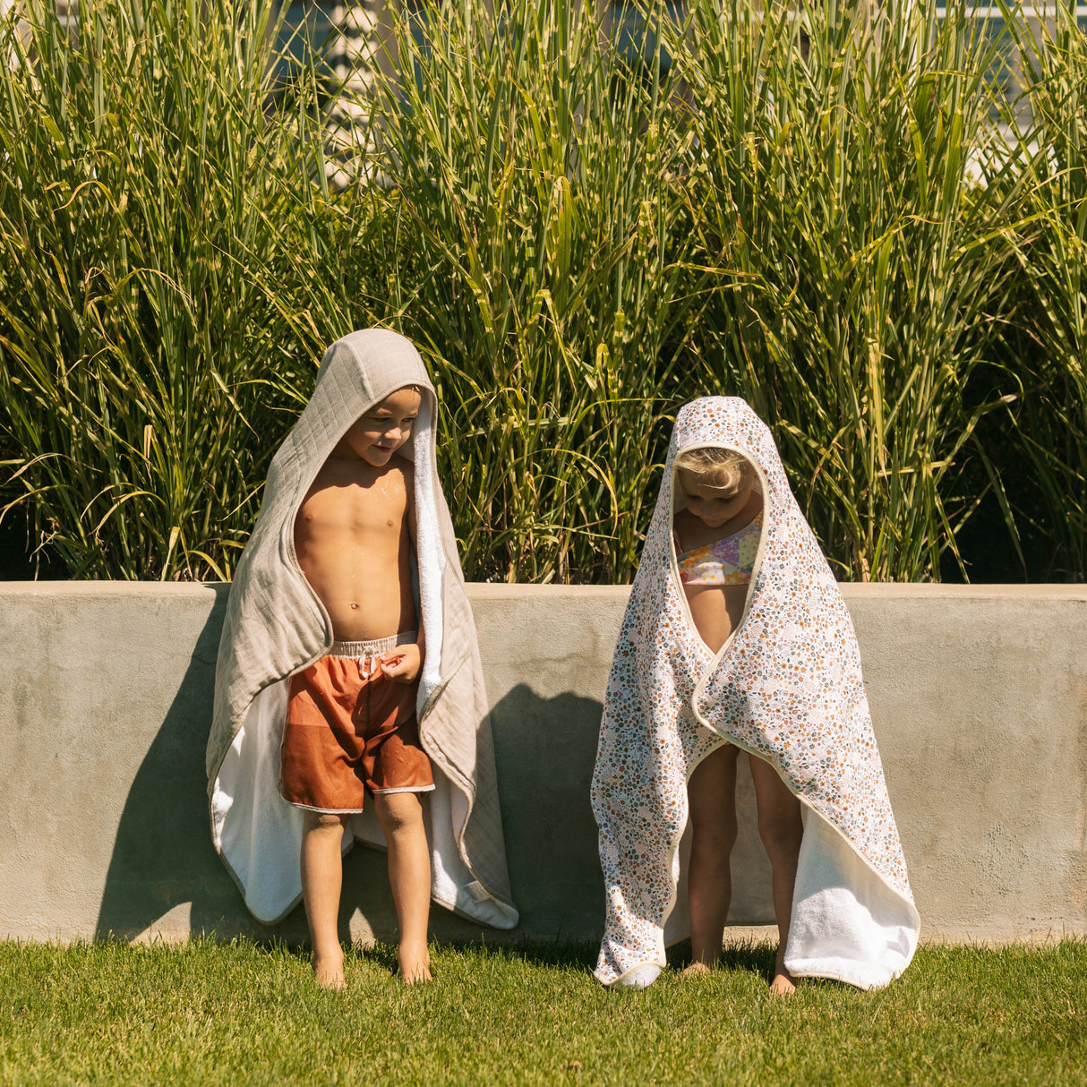 Toddler Hooded Towel - Porpoise - HoneyBug