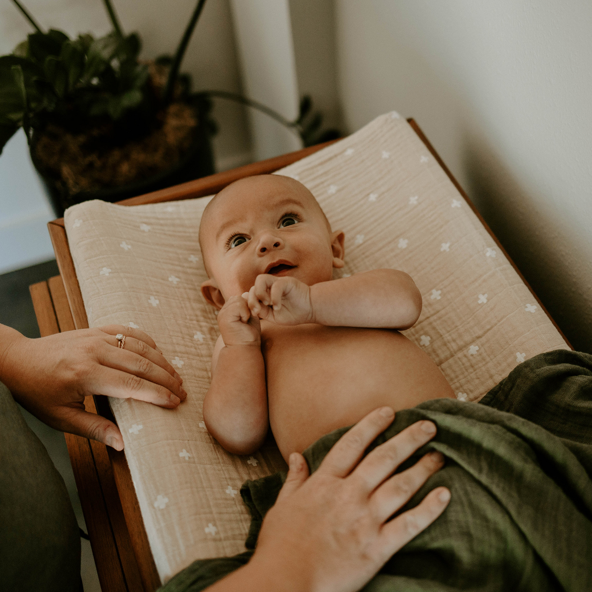Cotton Muslin Changing Pad Cover - Taupe Cross - HoneyBug