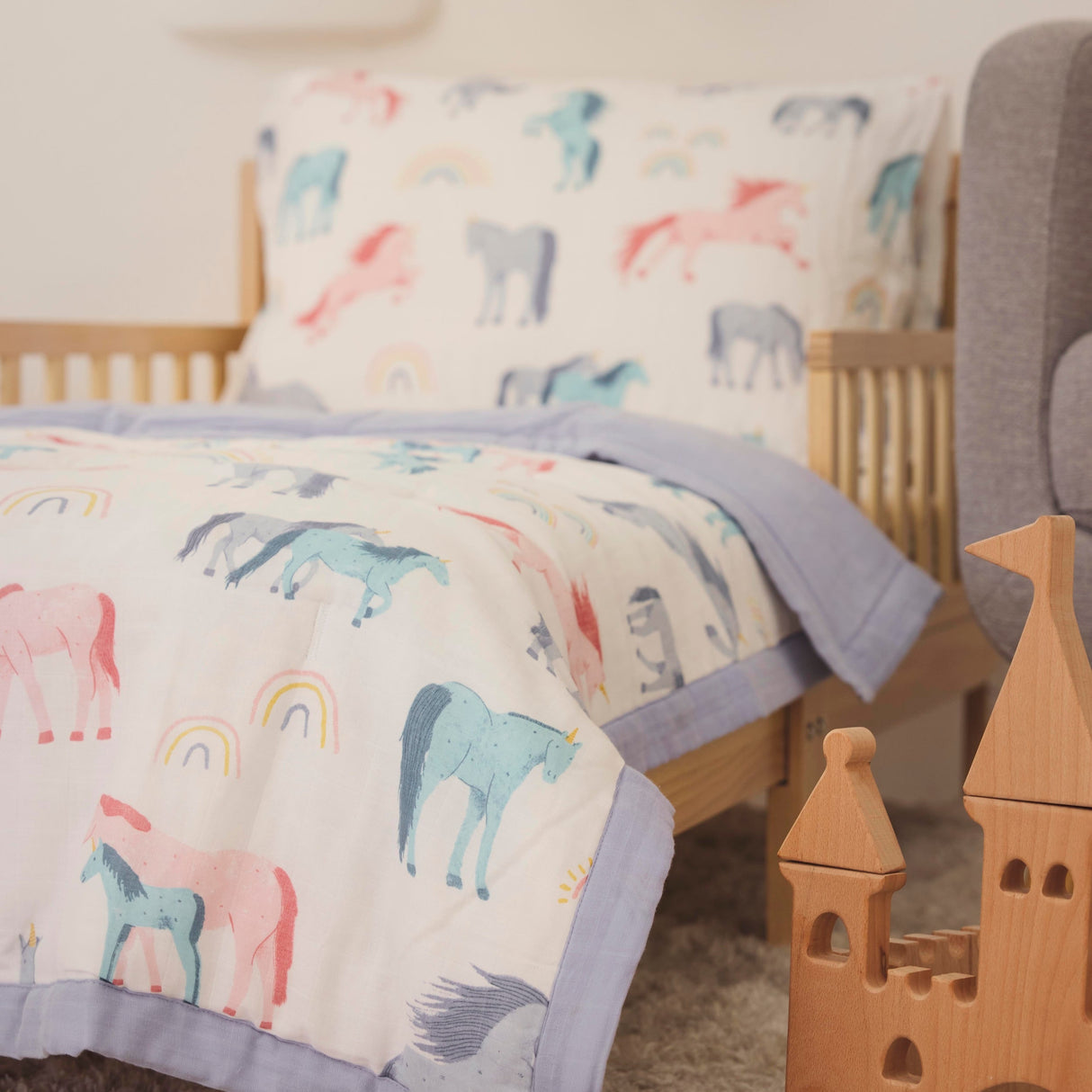 Cotton Muslin Toddler Comforter - Unicorns - HoneyBug