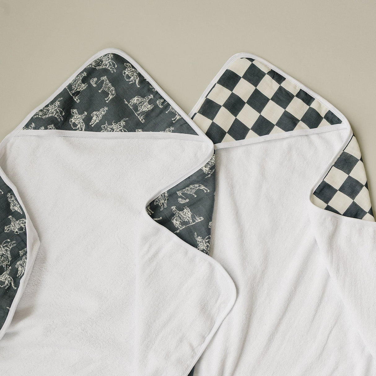 Wild West Muslin Hooded Towel - HoneyBug
