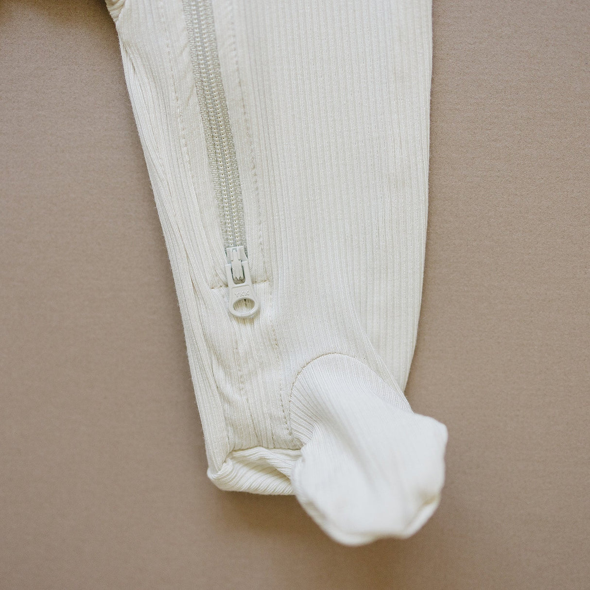 Cream Ribbed Bamboo Zipper - HoneyBug