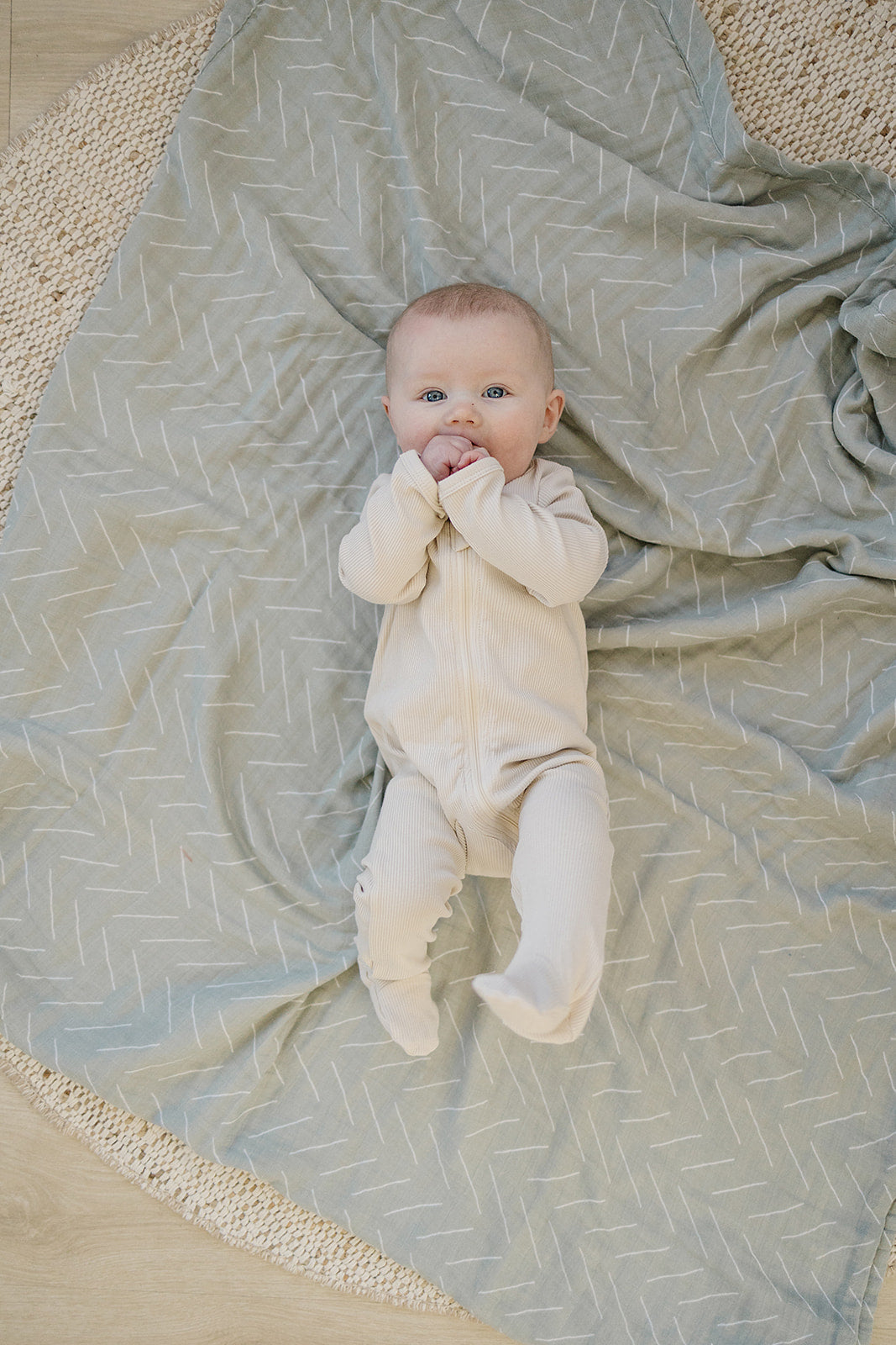 Desert Sage Muslin Quilt - HoneyBug