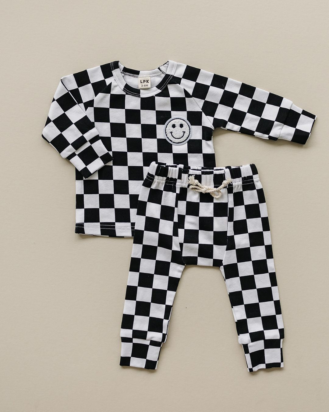 Checkered Smiley Lounge Set | Black - HoneyBug