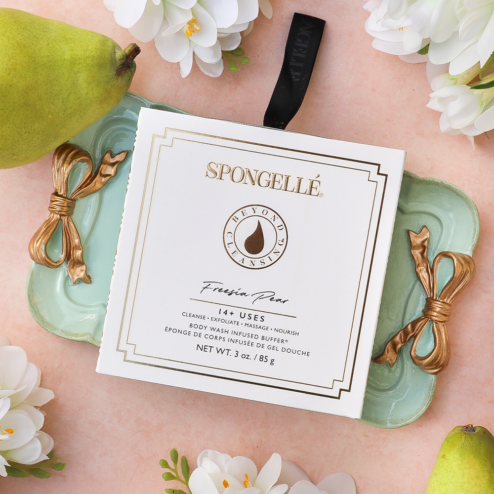 Freesia Pear | Vegan-Friendly Boxed Flower - HoneyBug