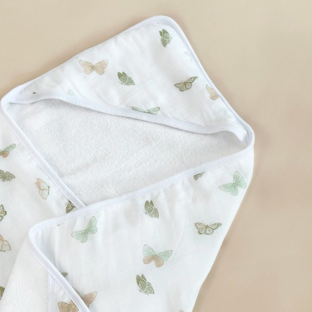 Hooded Towel - The Fun-gis - HoneyBug