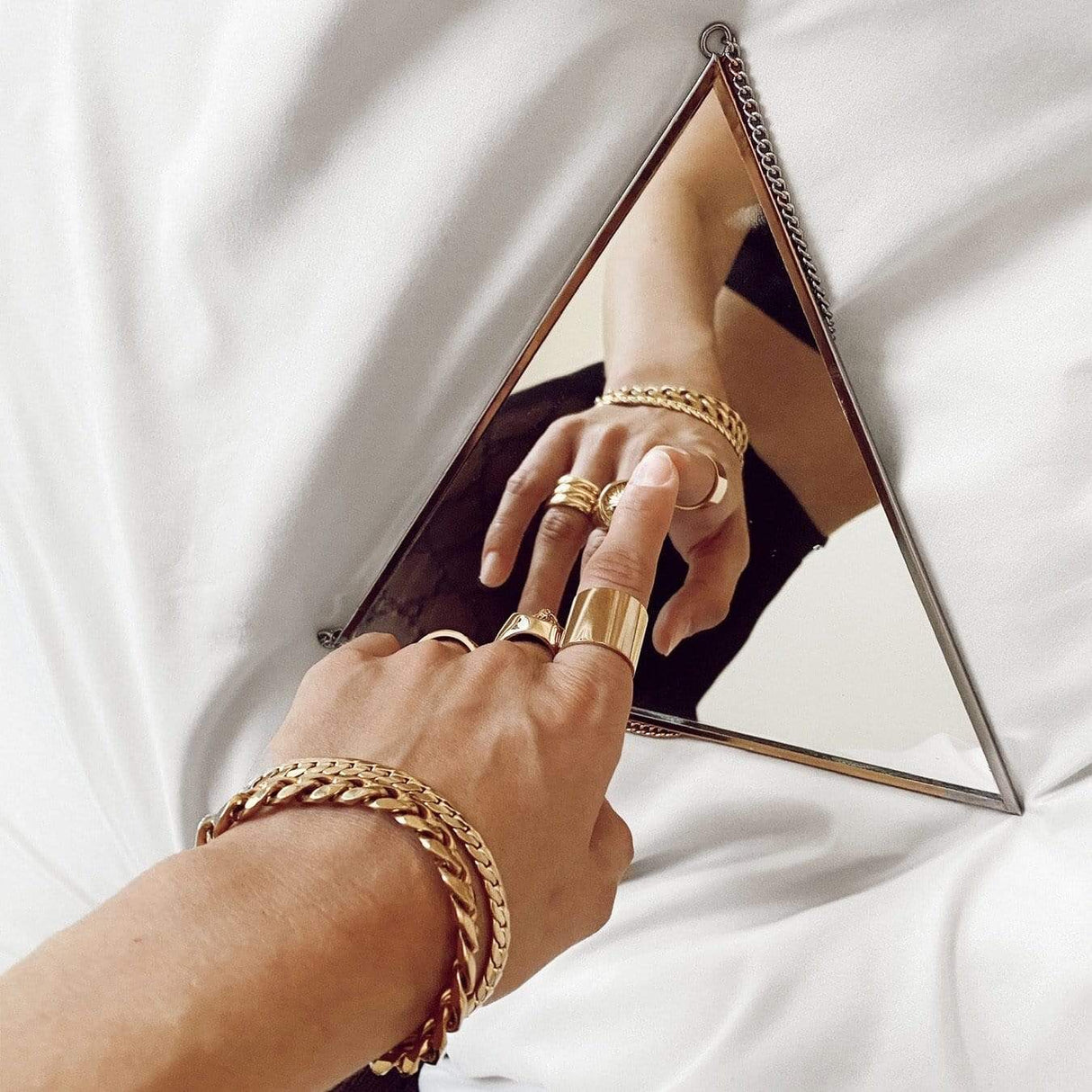 Duke Cigar Ring - HoneyBug