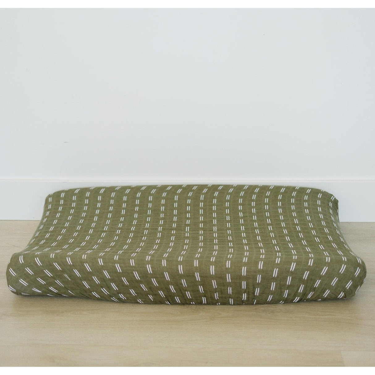 Olive Strokes Muslin Changing Pad Cover - HoneyBug