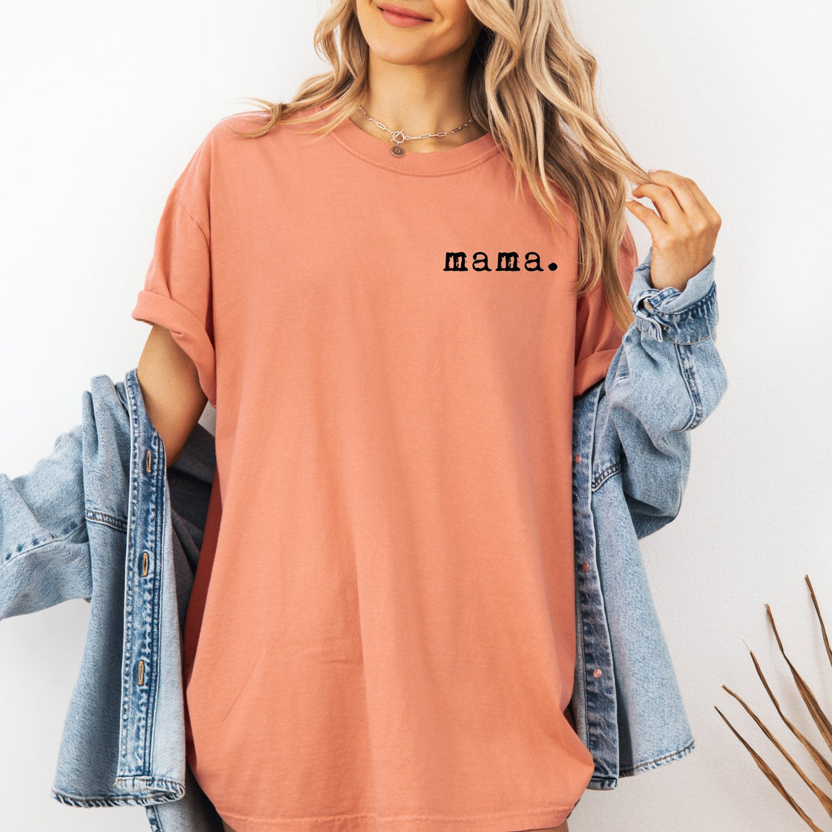 Mama T-shirt | Adult Short Sleeve Tee - HoneyBug