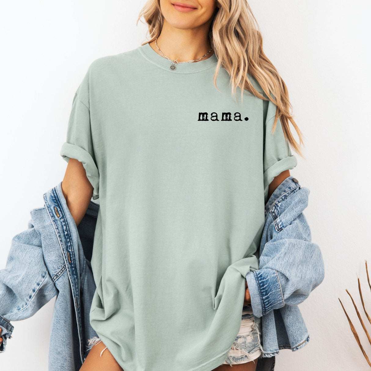 Mama T-shirt | Adult Short Sleeve Tee - HoneyBug