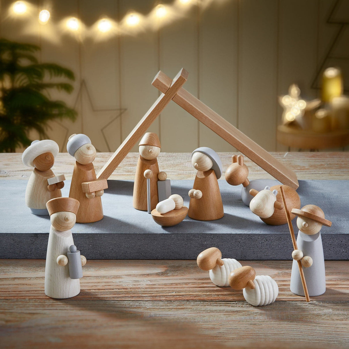 Natural Wood Nativity Set - HoneyBug