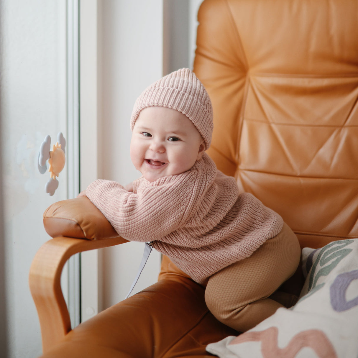 Sunshine Suction Spinner Toy - HoneyBug