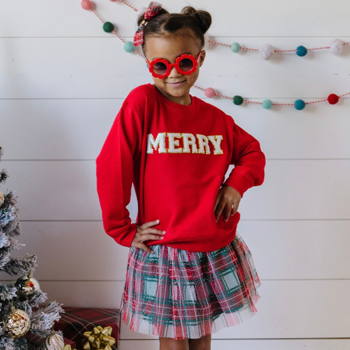 Merry Sweatshirt - Red - HoneyBug