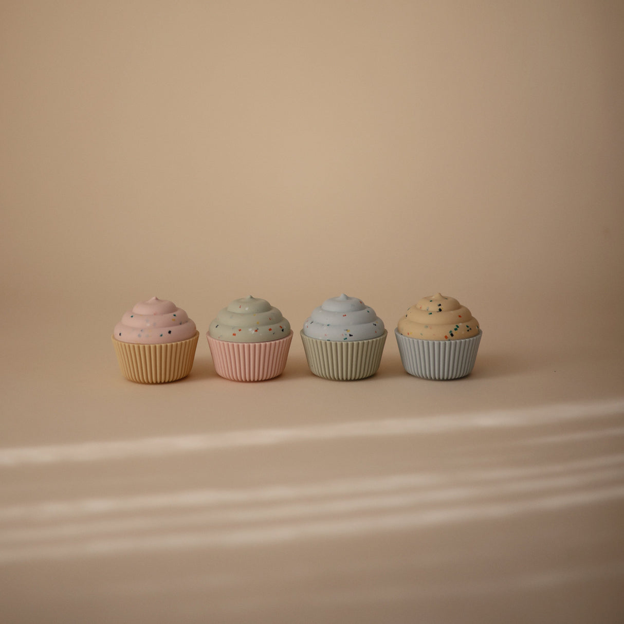 Mix and Match Cupcake Toy - HoneyBug 