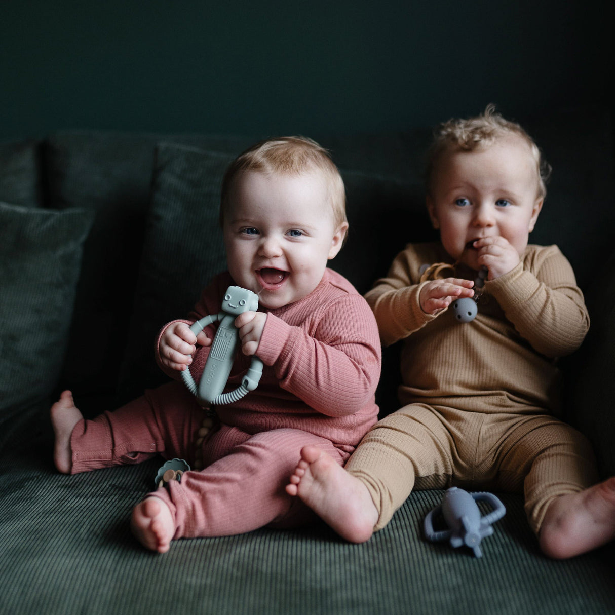Robot Rattle Teether - HoneyBug 