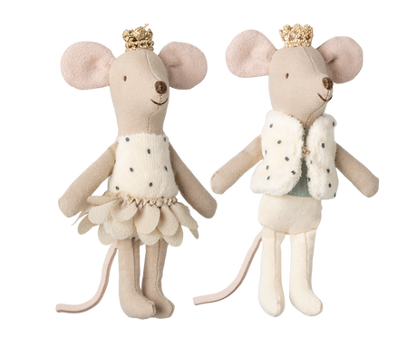 Royal twin mice, Little sister and brother in matchbox - HoneyBug 