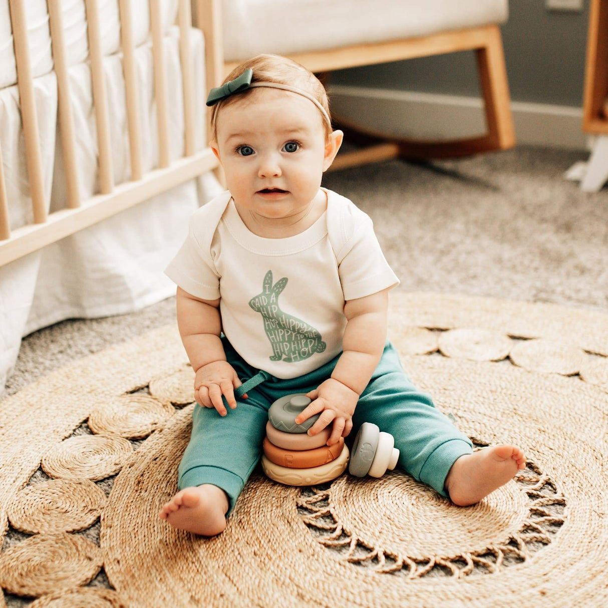graphic bodysuit | hippy hoppy - HoneyBug 