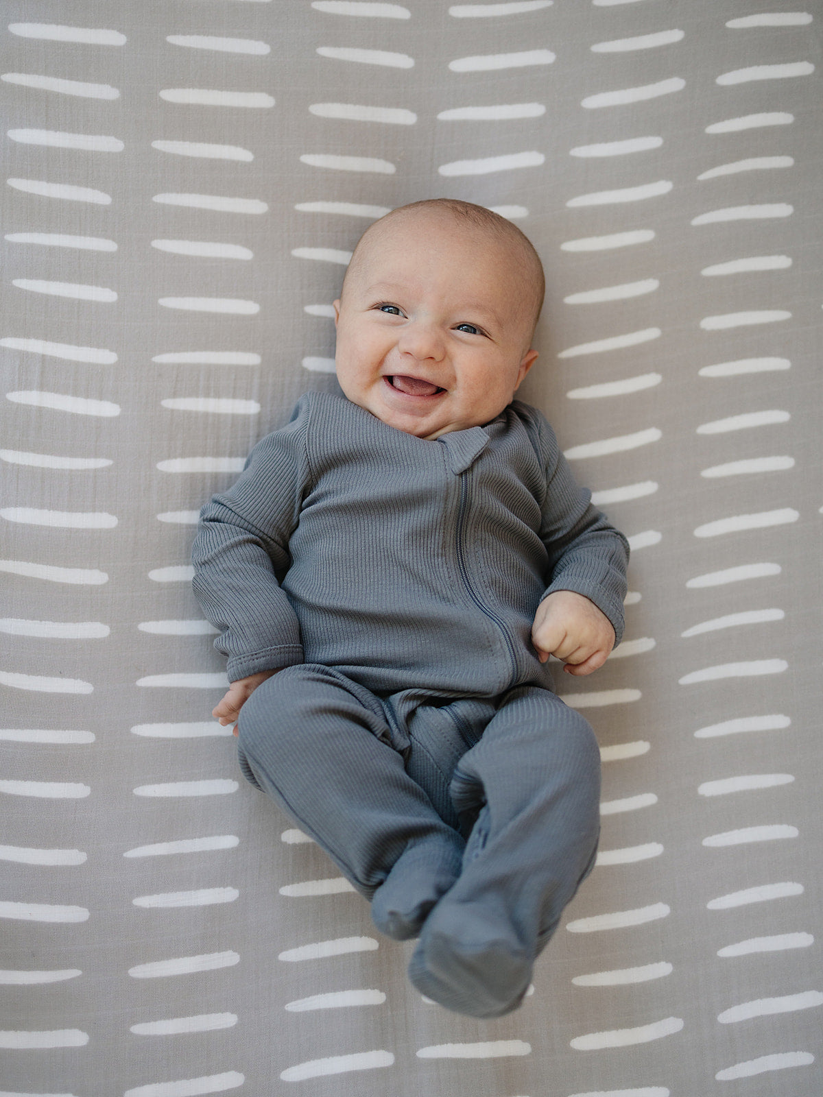 Charcoal Organic Cotton Ribbed Zipper - HoneyBug 