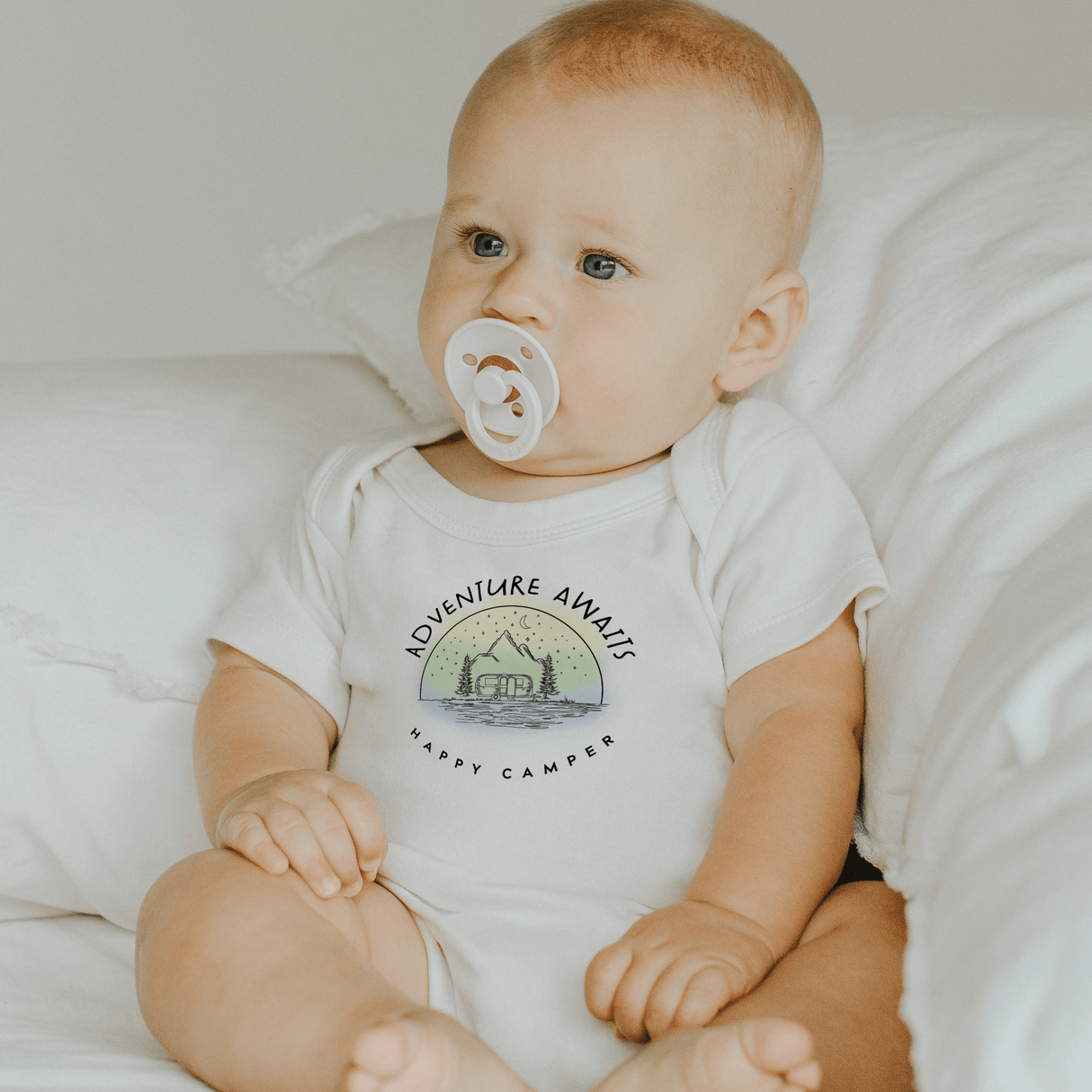 graphic bodysuit | adventure awaits - HoneyBug 
