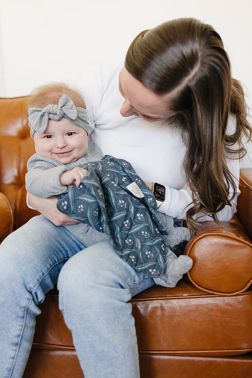 Navy Berry Muslin Burp Cloth - HoneyBug 