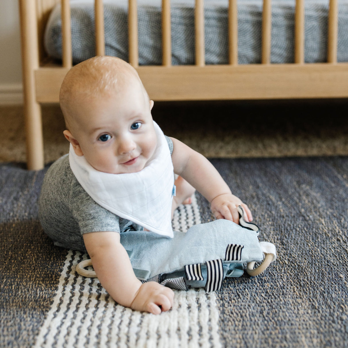 Cotton Muslin + Fleece Bandana Bib 4 Pack - Taupe Cross - HoneyBug 