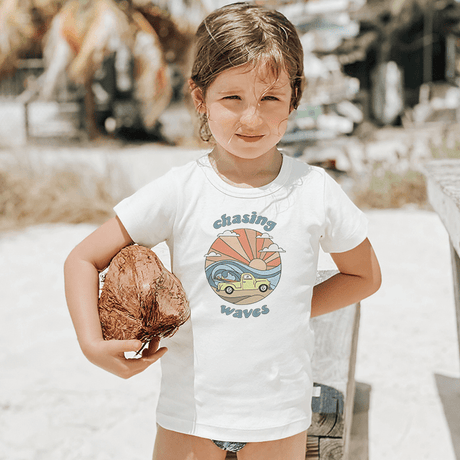 graphic tee | Chasing Waves - HoneyBug 