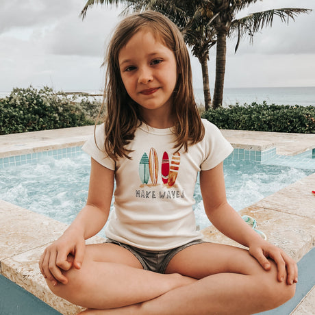 graphic tee | make waves - HoneyBug 