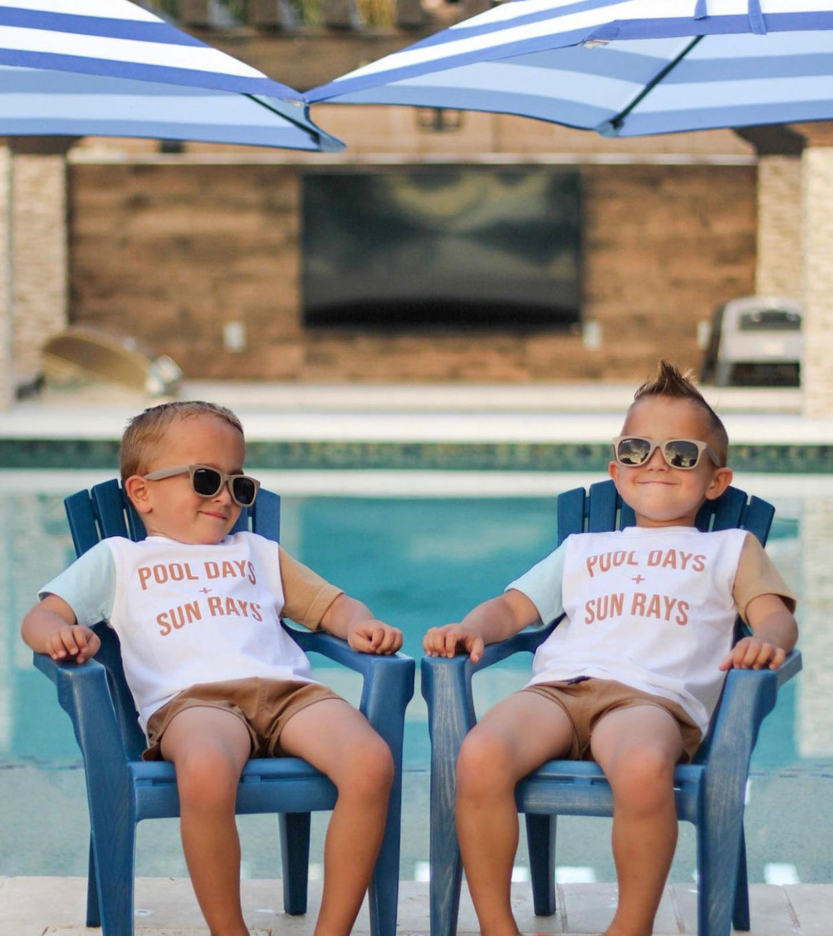 Pool Days + Sun Rays - HoneyBug 