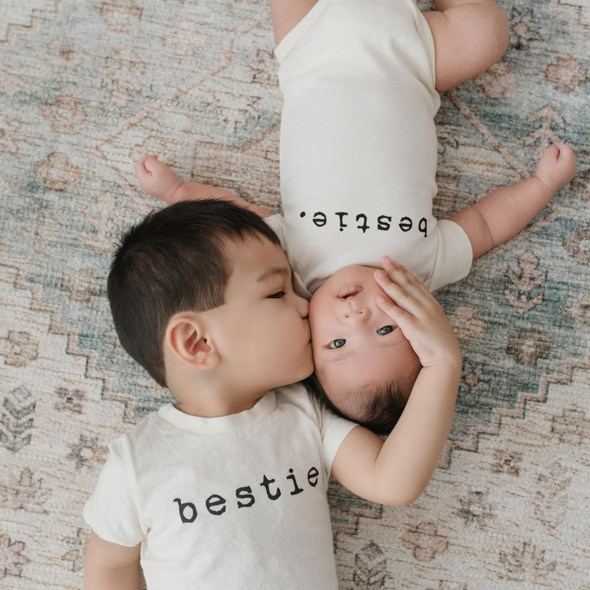 Bestie Organic Kids Graphic T-Shirt Short Sleeve - HoneyBug 