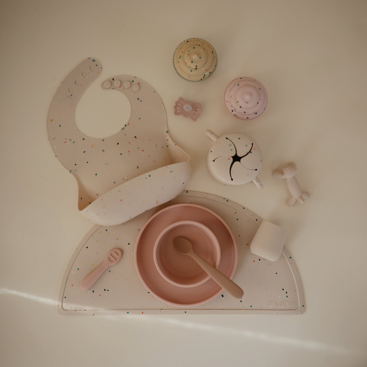 Mix and Match Cupcake Toy - HoneyBug 