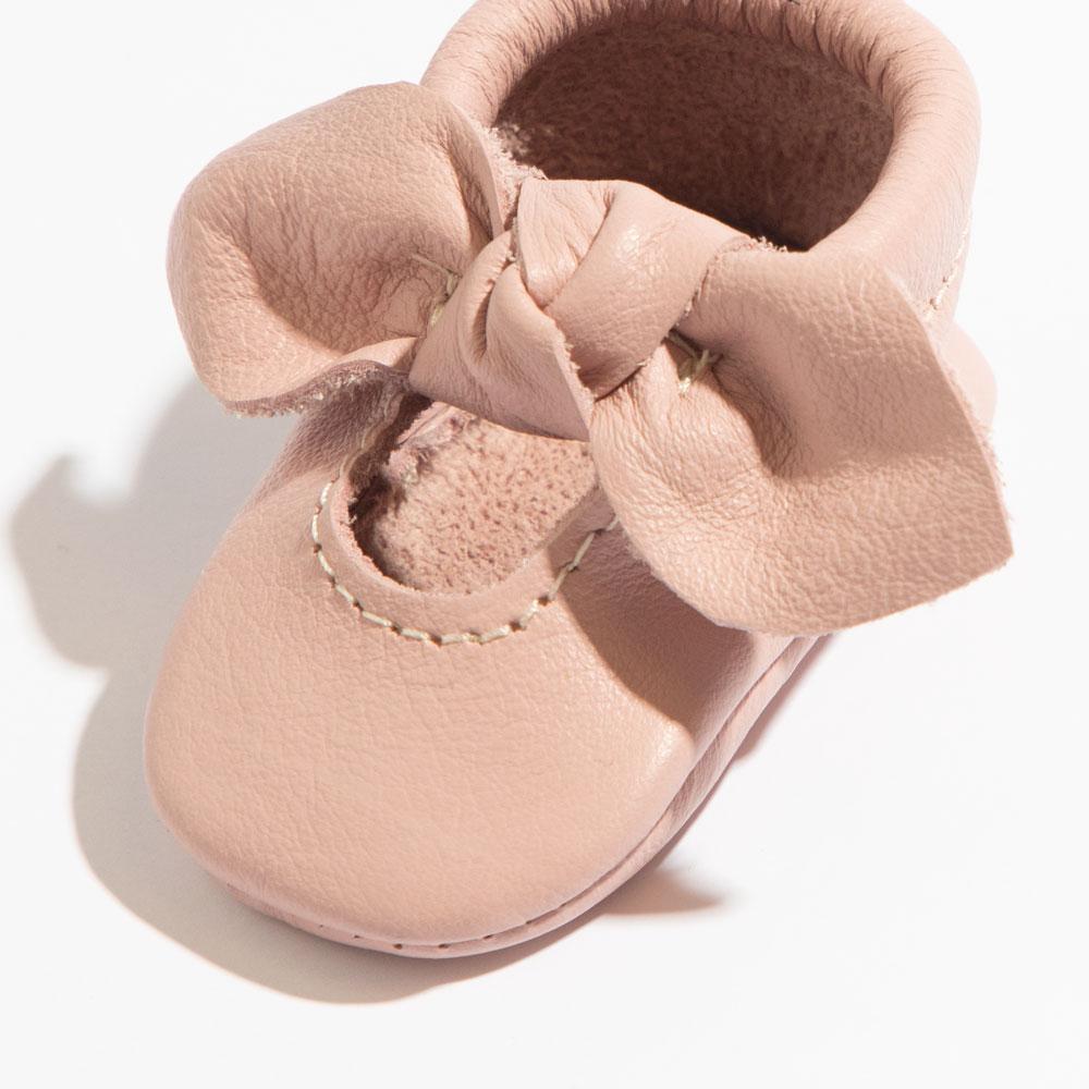 Newborn Blush Knotted Bow Baby Shoe - HoneyBug 
